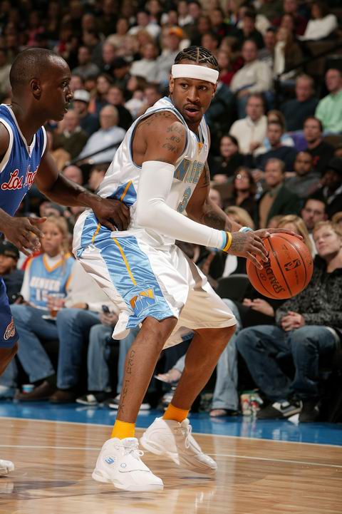 攻大背景下 攻大背景下